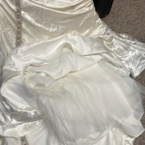 Maggie sottoro one shoulder satin gown - Picture 8 of 12